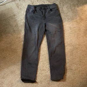 American Eagle mom jeans